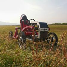 Terénní elektrický stroj Pavouk 4 x 4, 6000 Watt, 120Ah.