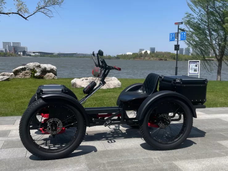 Elektrické koloběžky, elektrické tříkolky Elektrická čtyřkolka 1000w 32Ah 60v do terénu Elektrické koloběžky, elektrické tříkolky