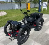 Elektrické koloběžky, elektrické tříkolky Elektrická čtyřkolka 1000w 32Ah 60v do terénu Elektrické koloběžky, elektrické tříkolky