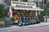 Elektrický skútr, Elektrická tříkolka Elektrický skútr,elektrický skútr 2000w, elektrický skútr 55Ah, elektrický skútr dojezd 100 km, stylový elektrický skútr, elektro skútr 2000w, elektrický skútr město, výkonný elektrický skútr, elektrický skútr dlouhý dojezd dlouhý dojezd, silný motor, do terénu, pro seniory