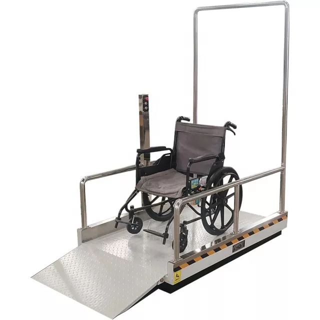 Elektrické koloběžky, elektrické tříkolky Bezbariérová plošina pro vozíčkáře – mobilní i pevné řešení Elektrické koloběžky, elektrické tříkolky