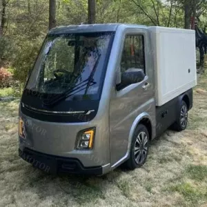 Elektrické koloběžky, elektrické tříkolky Elektrická dodávka N1 do 3,5 t | 300 km dojezd | Praha, ČR Elektrické koloběžky, elektrické tříkolky