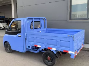 Elektrické koloběžky, elektrické tříkolky Elektrický nákladní vůz 200 km – ideální pro zemědělství a rozvoz Elektrické koloběžky, elektrické tříkolky Elektrické koloběžky, elektrické tříkolky Elektrický nákladní vůz 200 km – ideální pro zemědělství a rozvoz Elektrické koloběžky, elektrické tříkolky