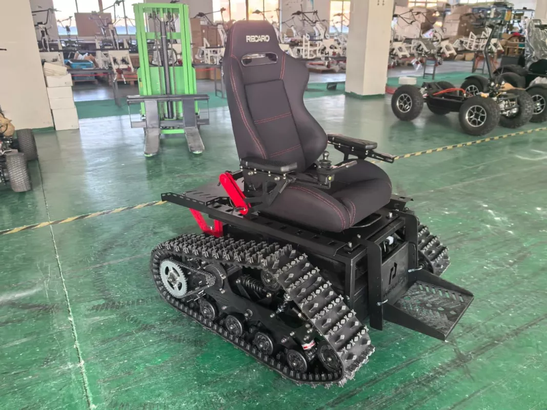 Elektrické koloběžky, elektrické tříkolky Elektrický pásový terénní stroj pro osoby s hendikepem – svoboda pohybu i byznysový potenciál ♿⛰️ Elektrické koloběžky, elektrické tříkolky