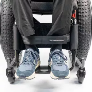 Elektrické koloběžky, elektrické tříkolky Nožní fixační pás pro invalidní vozíky s kapsami. Lýtkový opěrný popruh 45 cm zvyšuje stabilitu, bezpečí a komfort při sezení. Elektrické koloběžky, elektrické tříkolky Elektrické koloběžky, elektrické tříkolky Nožní fixační pás pro invalidní vozíky s kapsami. Lýtkový opěrný popruh 45 cm zvyšuje stabilitu, bezpečí a komfort při sezení. Elektrické koloběžky, elektrické tříkolky