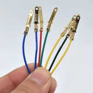 Elektrické koloběžky, elektrické tříkolky Přepínač světel, blinkrů a klaksonu na elektrický skútr, přepínač světel elektrický skútr, přepínač blinkrů elektro skútr, ovladač klaksonu elektrický skútr, multifunkční přepínač elektro skútr, ovladač světel blinkrů klaksonu, náhradní díly elektric Elektrické koloběžky, elektrické tříkolky