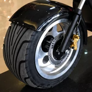 pneumatika 225/40-10, pneu na elektrický skútr 225/40-10, široká pneumatika elektrický skútr, pneumatika City Coco, pneu elektro skútr 10 palců, fat tire elektrický skútr