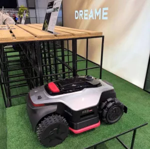 Elektrické koloběžky, elektrické tříkolky Robotická sekačka DREAME A3 AWD Pro 5000 (2026) Elektrické koloběžky, elektrické tříkolky